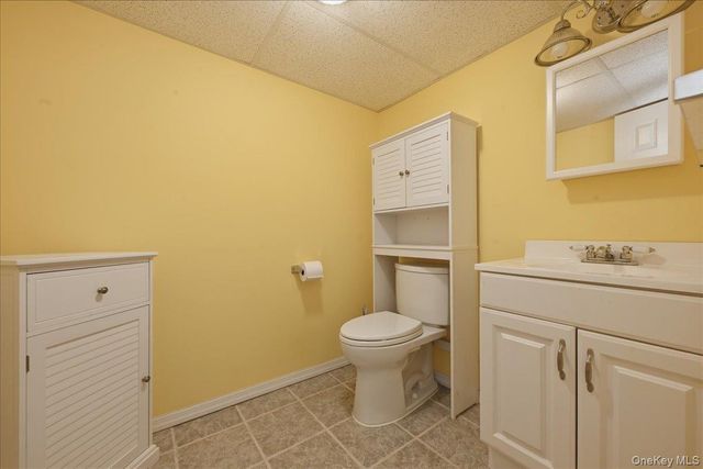 1270 Dahlia Lane, Wantagh, NY 11793