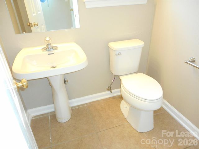 6611 Flat Creek Drive, Charlotte, NC 28277