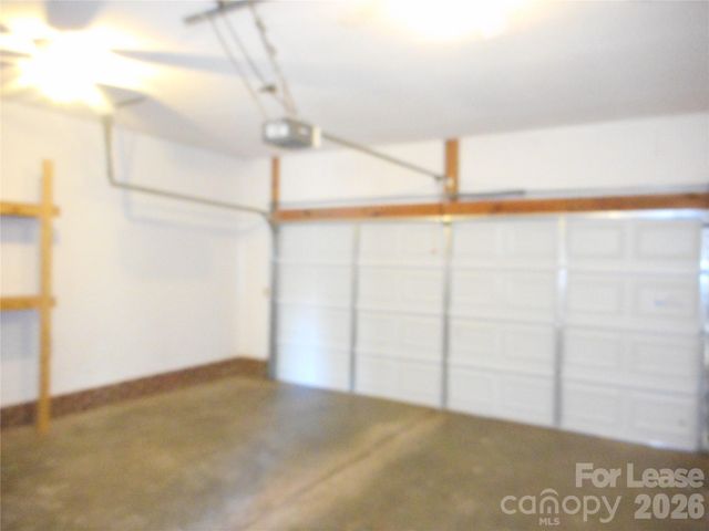 6611 Flat Creek Drive, Charlotte, NC 28277