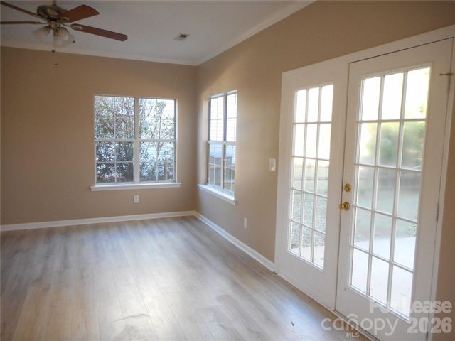 6611 Flat Creek Drive, Charlotte, NC 28277