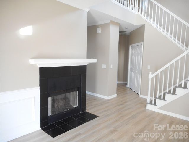 6611 Flat Creek Drive, Charlotte, NC 28277