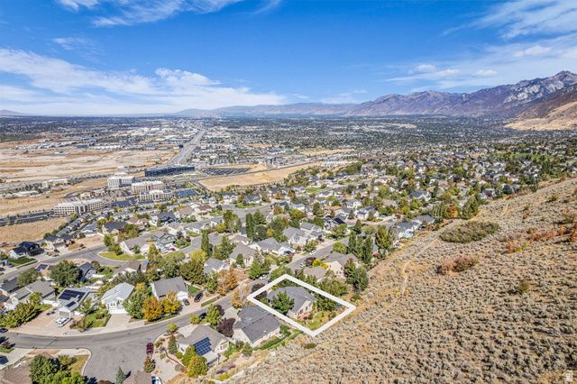 102 E MANILLA DR, Draper, UT 84020