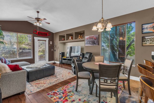 102 E MANILLA DR, Draper, UT 84020