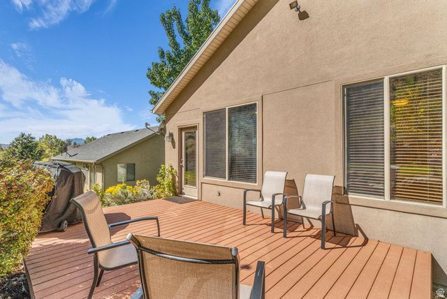 102 E MANILLA DR, Draper, UT 84020