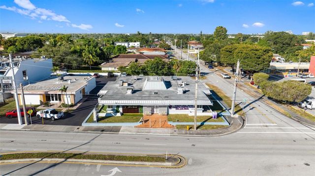 2710 SW 87th Ave, Miami, FL 33165