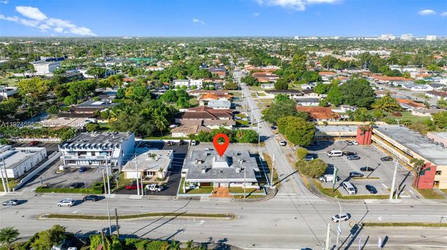 2710 SW 87th Ave, Miami, FL 33165