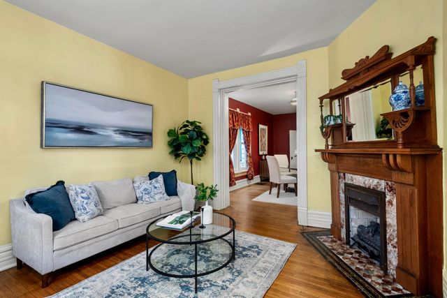 1042 Neil Avenue, Columbus, OH 43201