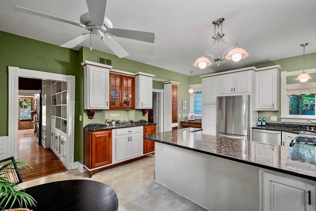 1042 Neil Avenue, Columbus, OH 43201