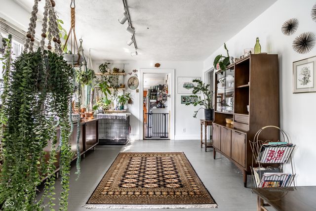 4452 Winthrop Avenue, Indianapolis, IN 46205