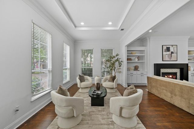 5616 Dolores Street, Houston, TX 77057