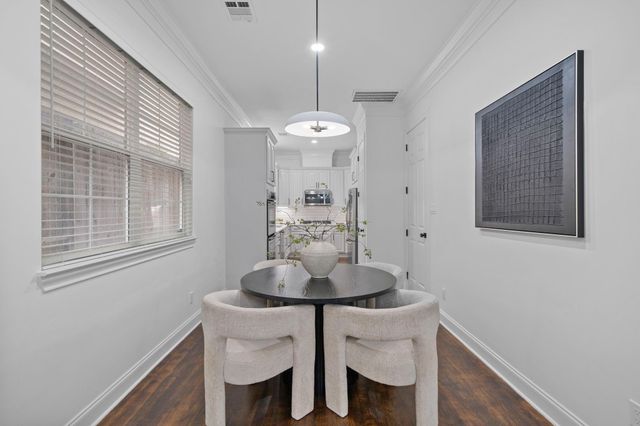 5616 Dolores Street, Houston, TX 77057
