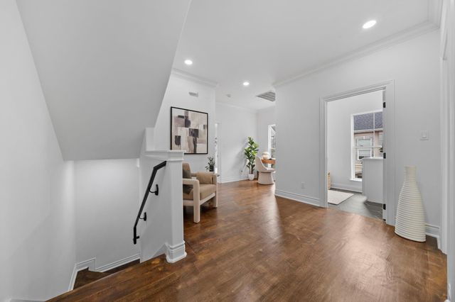 5616 Dolores Street, Houston, TX 77057