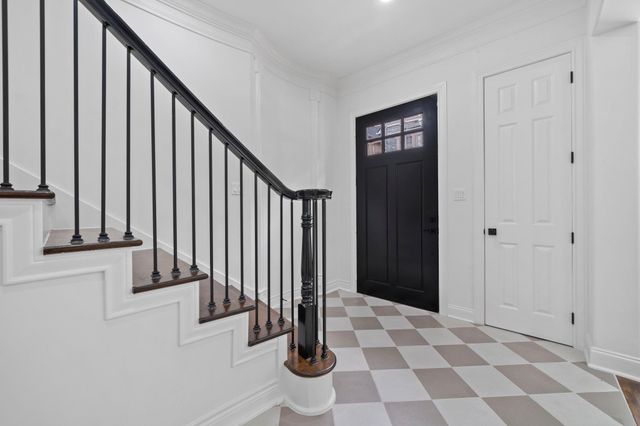 5616 Dolores Street, Houston, TX 77057