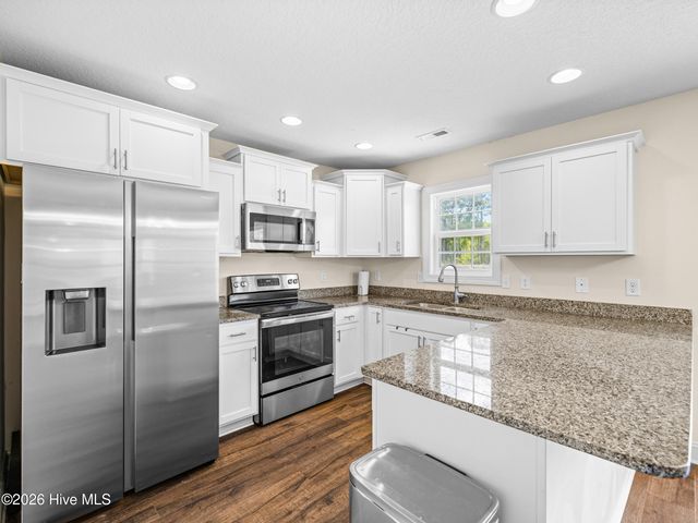 481 Worsley Way, Jacksonville, NC 28546