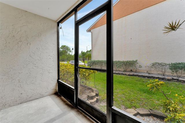 9940 7TH WAY N 101, St Petersburg, FL 33702