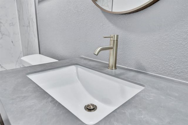 9940 7TH WAY N 101, St Petersburg, FL 33702