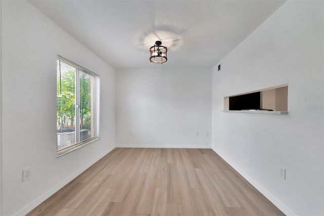 9940 7TH WAY N 101, St Petersburg, FL 33702
