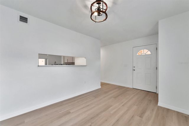 9940 7TH WAY N 101, St Petersburg, FL 33702