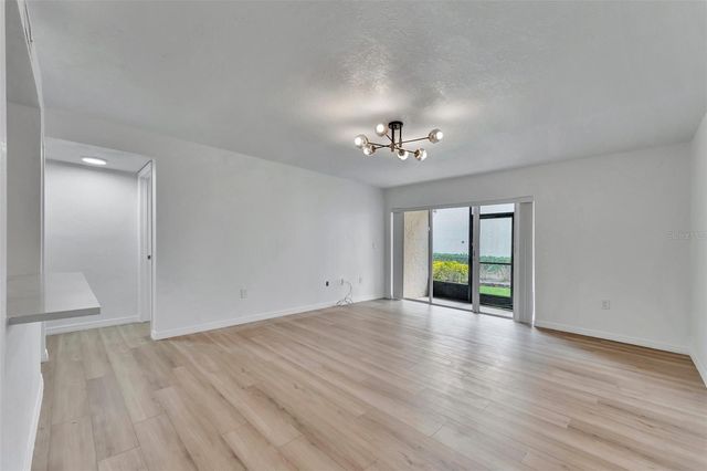 9940 7TH WAY N 101, St Petersburg, FL 33702