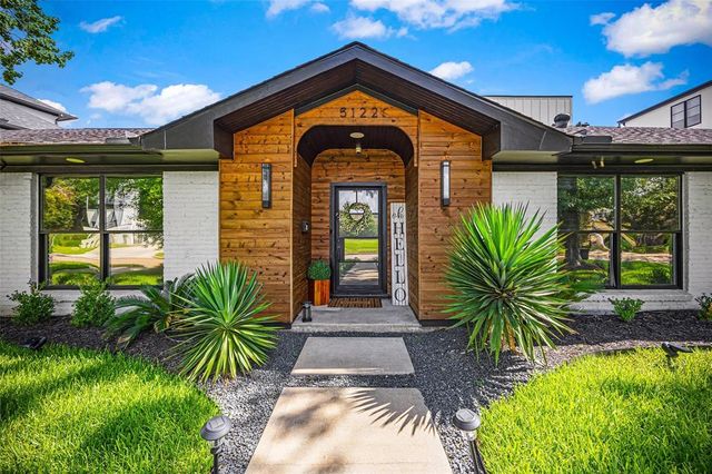 5122 Glenmeadow Drive, Houston, TX 77096