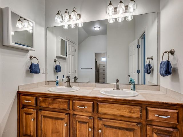 11621 Blue Sky Drive, Oklahoma City, OK 73162