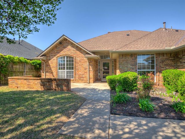 11621 Blue Sky Drive, Oklahoma City, OK 73162