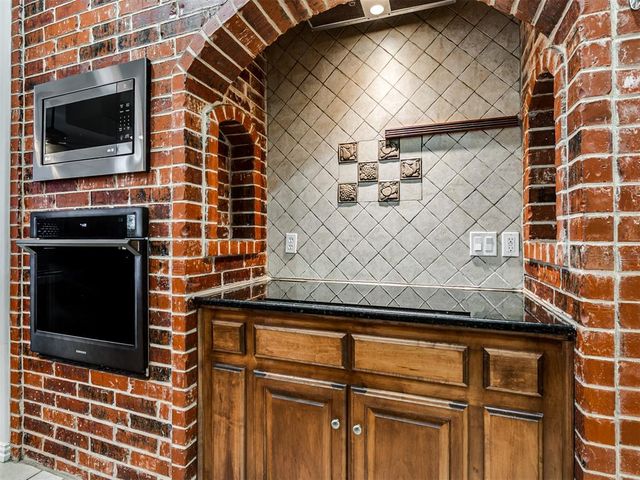 11621 Blue Sky Drive, Oklahoma City, OK 73162