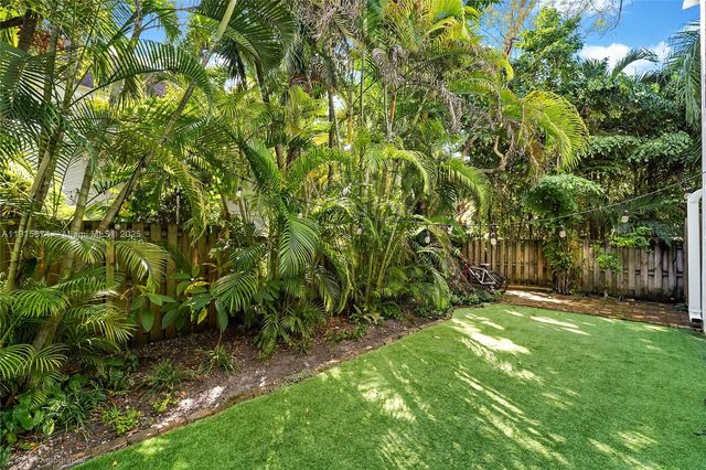 2970 Bird Ave 15, Miami, FL 33133