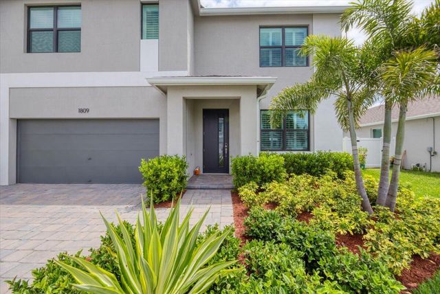 1809 NE Ocean Dunes Drive, Jensen Beach, FL 34957