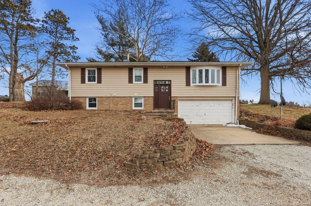 22503 45TH Avenue, Port Byron, IL 61275