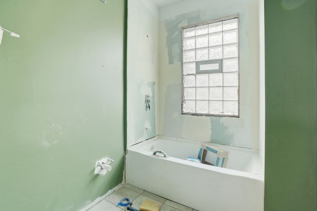 11218 S Hermosa Avenue, Chicago, IL 60643
