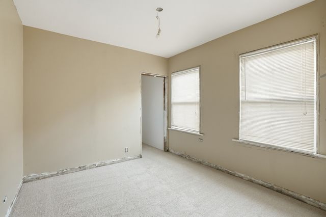 11218 S Hermosa Avenue, Chicago, IL 60643