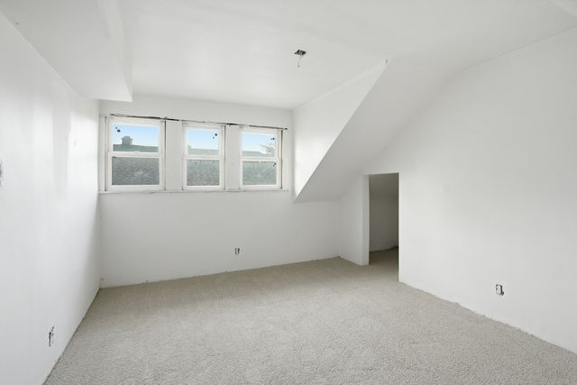 11218 S Hermosa Avenue, Chicago, IL 60643