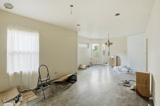 11218 S Hermosa Avenue, Chicago, IL 60643