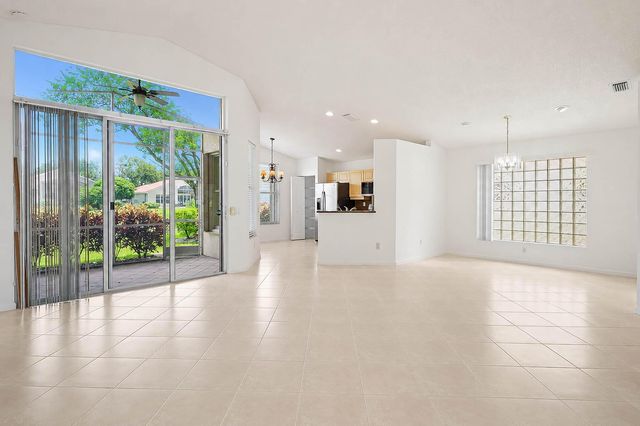 7387 Tonga Court, Boynton Beach, FL 33437