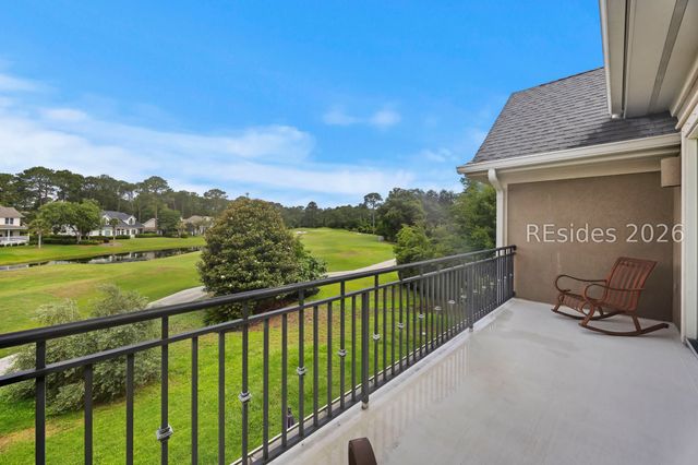 3 Chestnut Ln, Hilton Head Island, SC 29926
