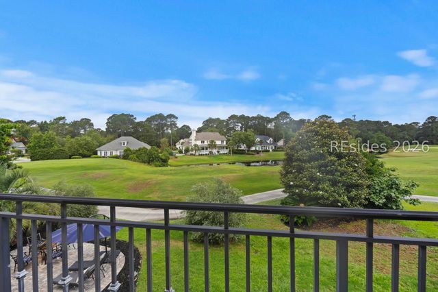 3 Chestnut Ln, Hilton Head Island, SC 29926