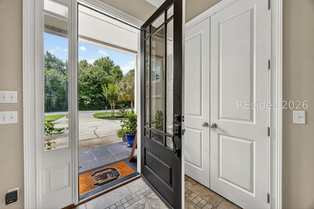 3 Chestnut Ln, Hilton Head Island, SC 29926
