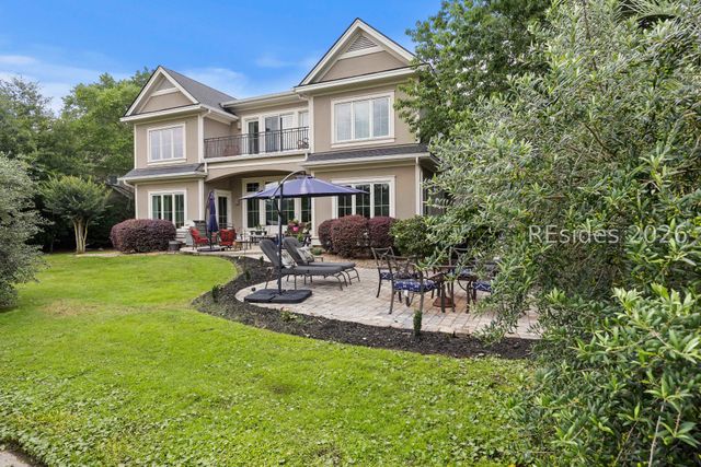 3 Chestnut Ln, Hilton Head Island, SC 29926