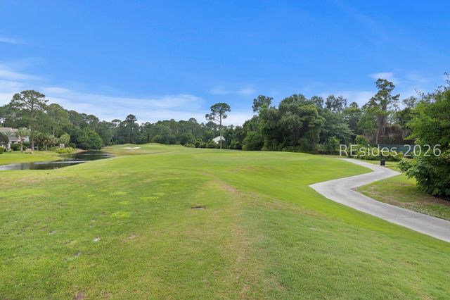 3 Chestnut Ln, Hilton Head Island, SC 29926