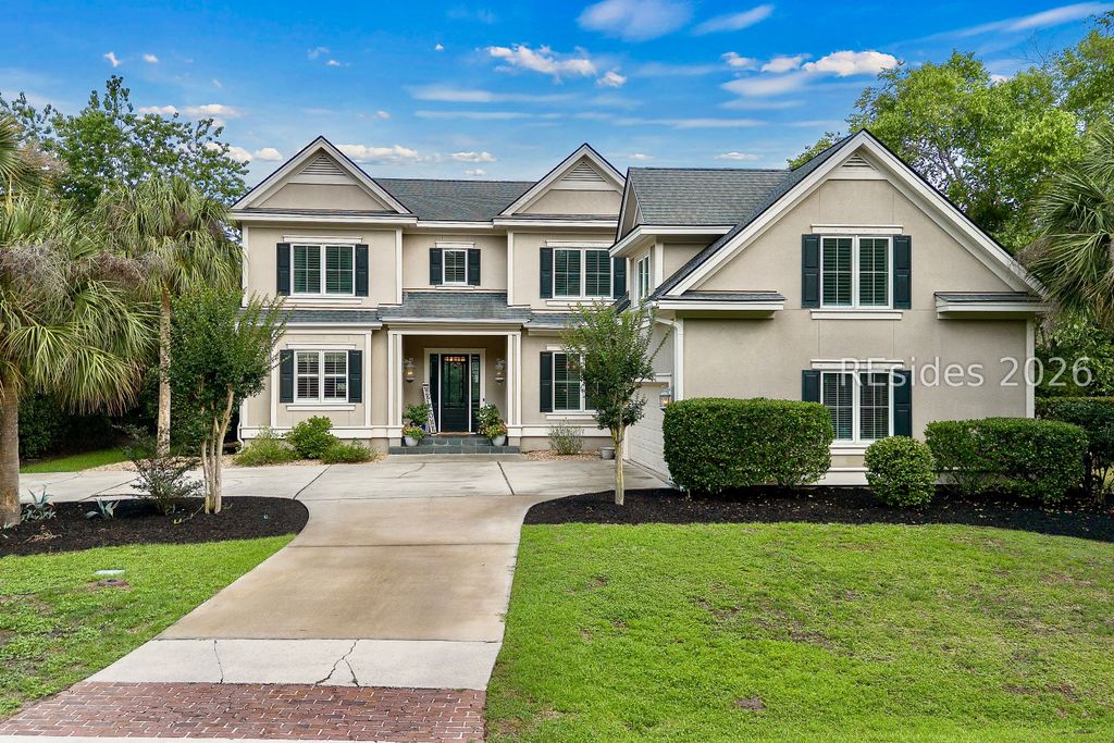 3 Chestnut Ln, Hilton Head Island, SC 29926