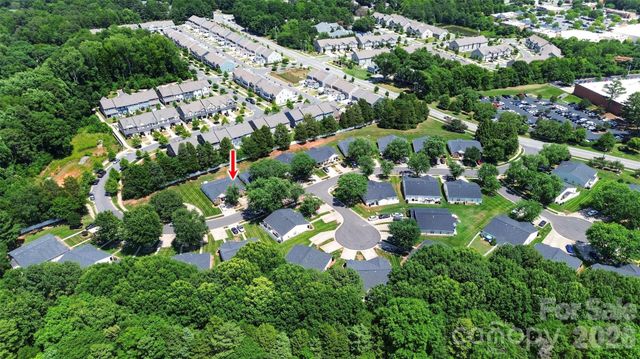 5422 Harris Cove Drive, Charlotte, NC 28269