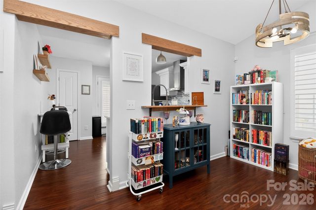 5422 Harris Cove Drive, Charlotte, NC 28269