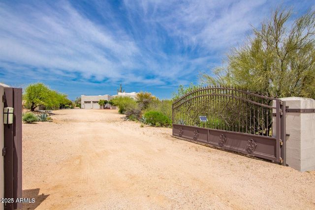 13830 E WINDSTONE Trail, Scottsdale, AZ 85262