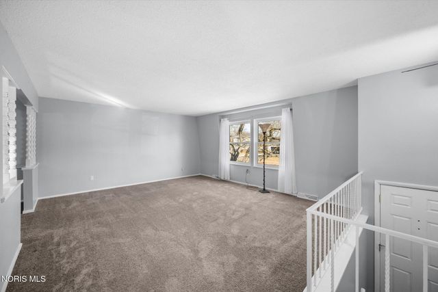 3845 Fairwood Drive, Sylvania, OH 43560