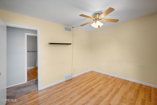 3845 Fairwood Drive, Sylvania, OH 43560