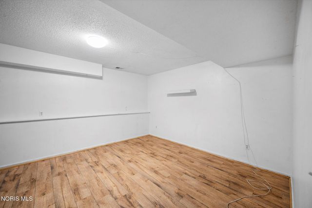 3845 Fairwood Drive, Sylvania, OH 43560