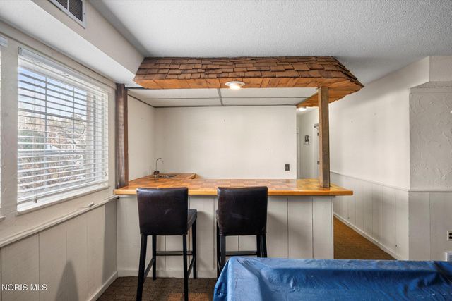 3845 Fairwood Drive, Sylvania, OH 43560