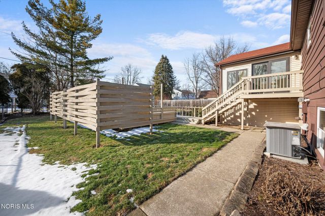 3845 Fairwood Drive, Sylvania, OH 43560