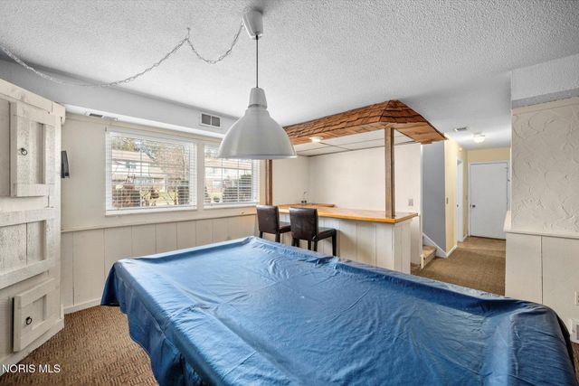 3845 Fairwood Drive, Sylvania, OH 43560